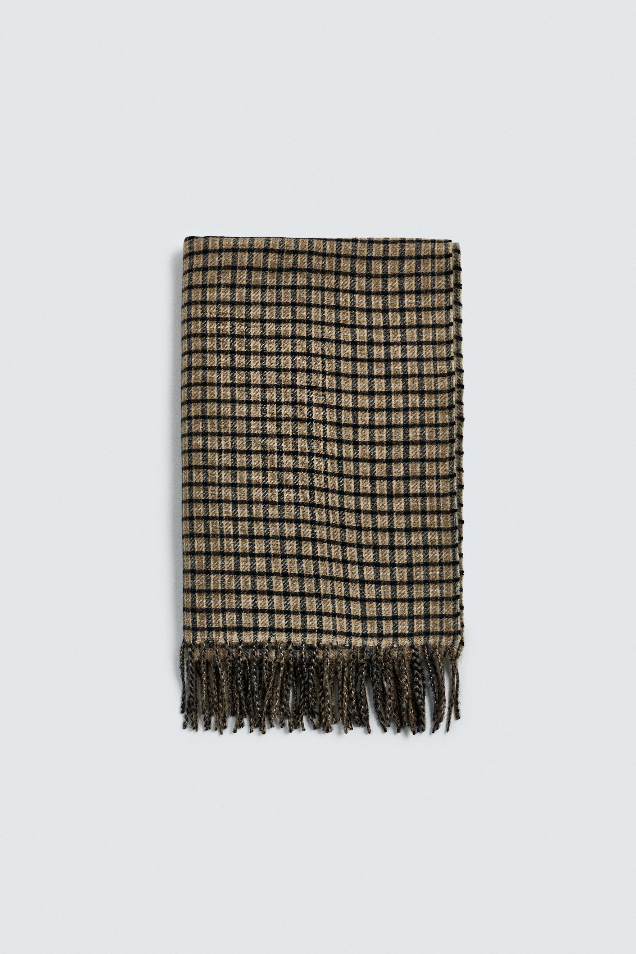 FRINGED PLAID SCARF